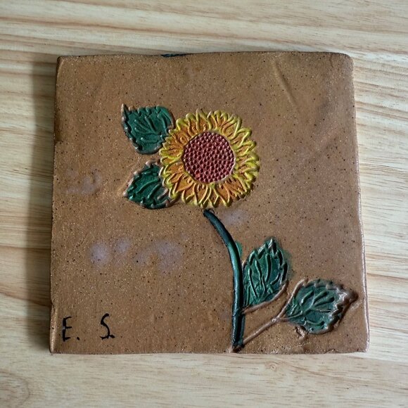 Vintage 70s Studio Pottery Sunflower Tile Handcrafted Square Clay Art Decor Wall - Picture 1 of 9